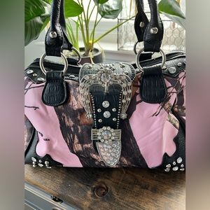 Mossy Oak Camouflage,Pink, and rhinestone bag.